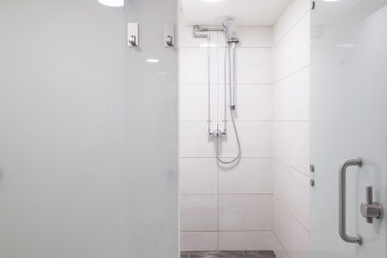 Elan Plus glass shower cubicles